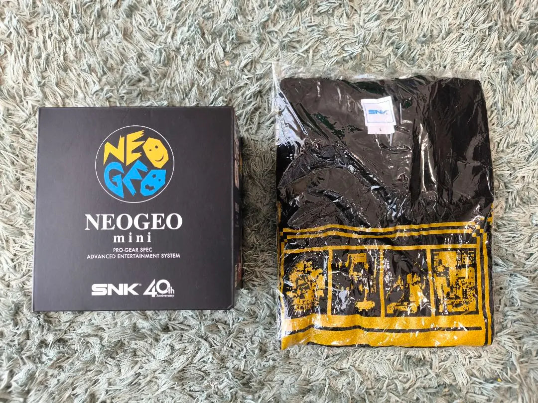 NEOGEO mini + T-shirt 'Haou' (sealed)